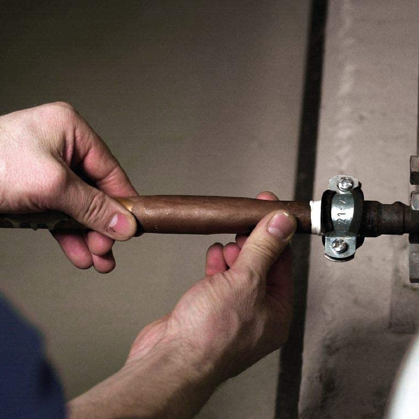 Repair Reparatur Stick Knete Epoxidharz Stahl Trinkwasserzulassung dunkelgrau - 115 gr
